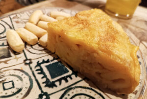 Tortilla de patatas. Cafetería Massé Bulebar